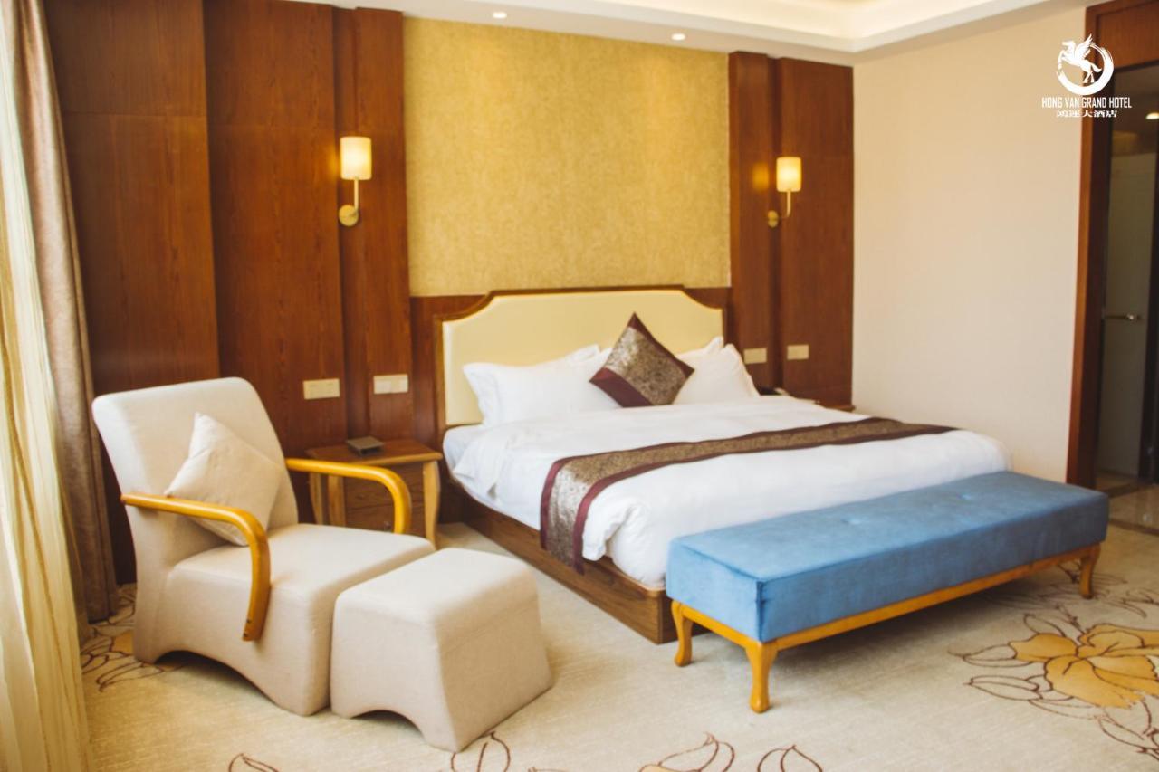Hong Van Grand Hotel Mong Cai Luaran gambar
