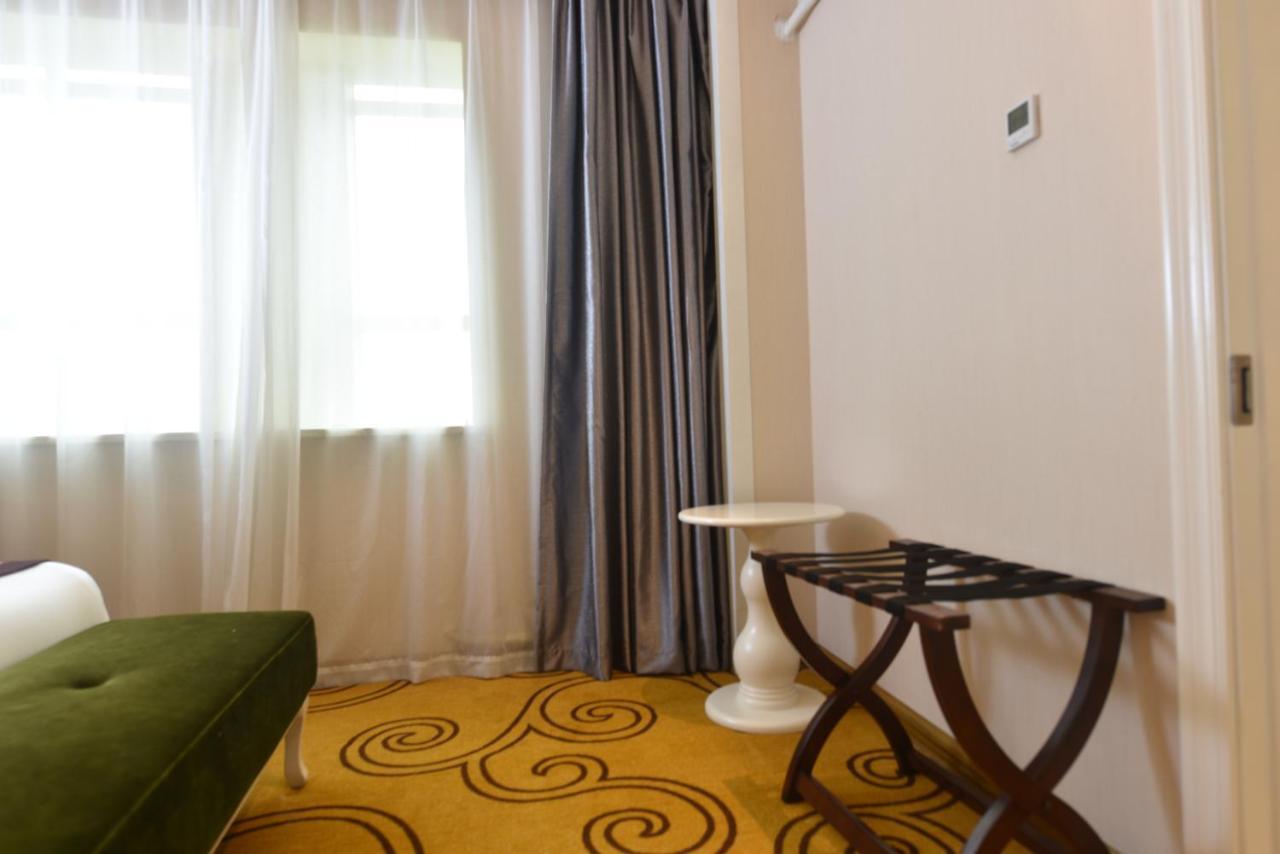 Hong Van Grand Hotel Mong Cai Luaran gambar