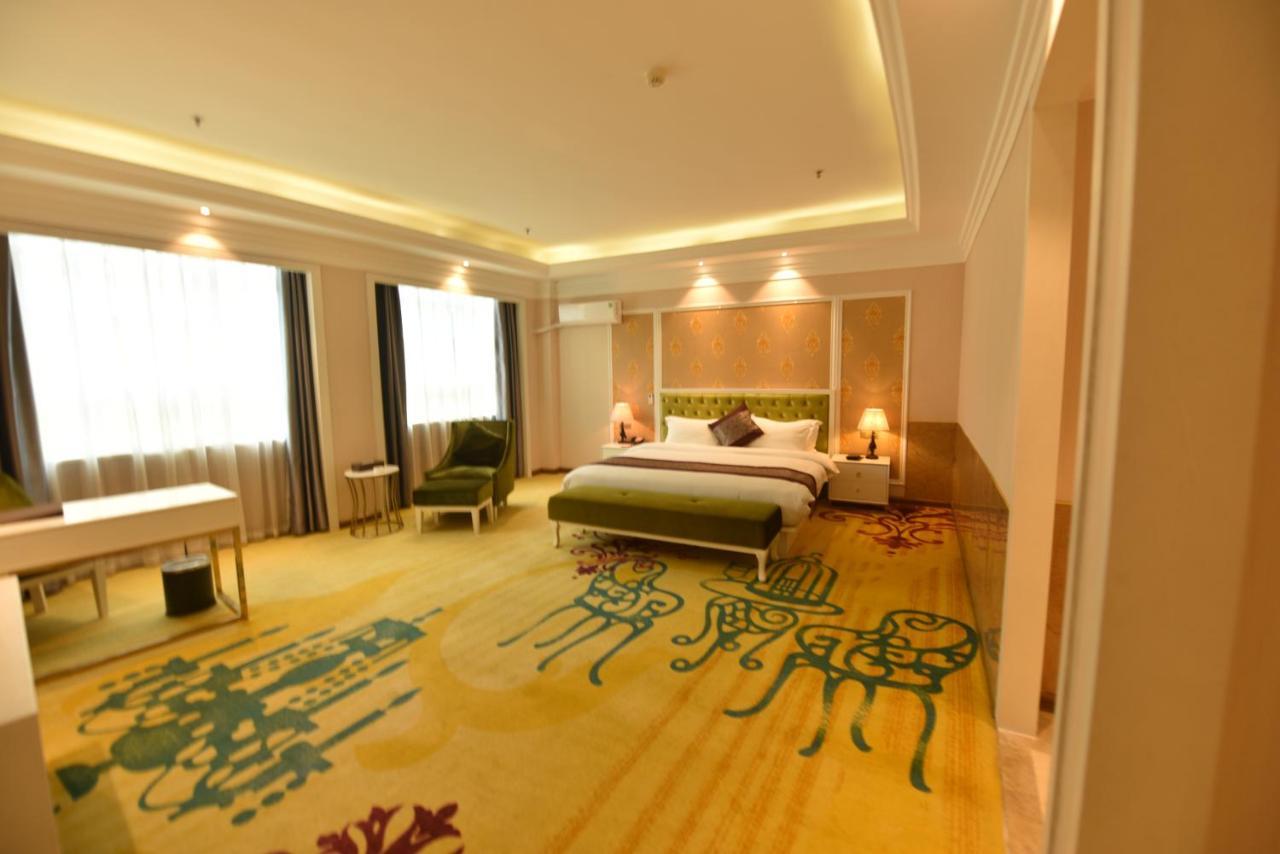 Hong Van Grand Hotel Mong Cai Luaran gambar